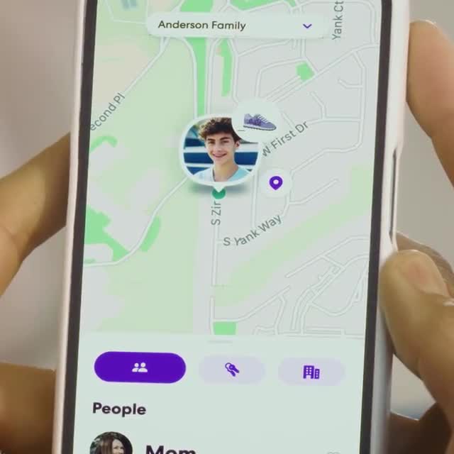 Life360: Find Family & Friends 广告素材