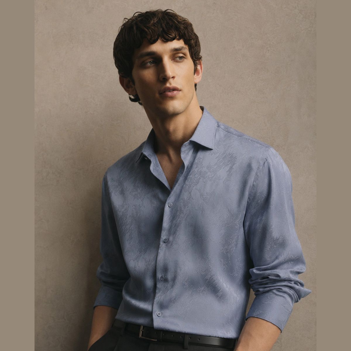 Shop Urban & Contemporary Men & Women Clothing – The House of Rare 广告创意