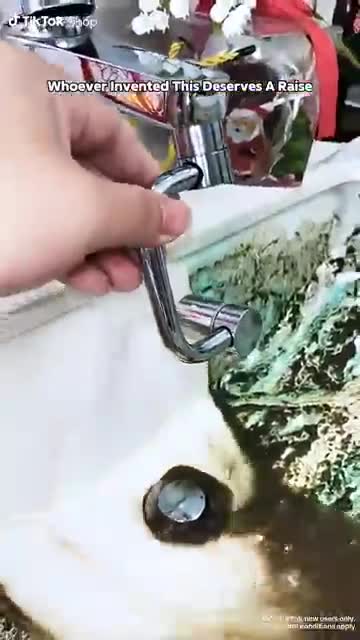 TikTok 广告素材
