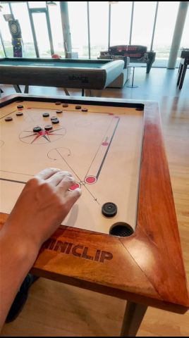 Carrom Pool: Disc Game 广告素材