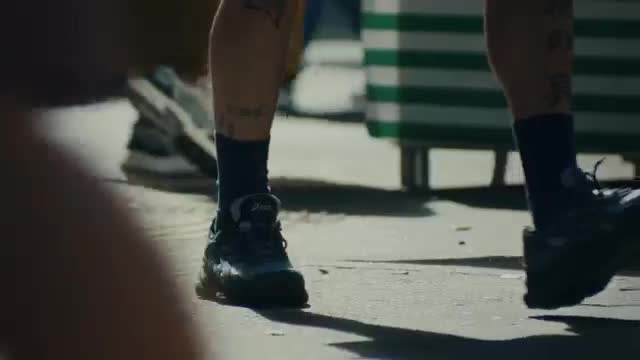 Loja Oficial ASICS Brasil ad creative