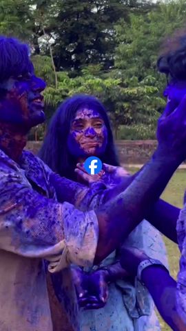 Facebook 广告素材