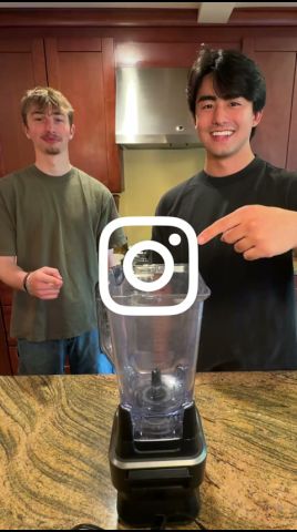 Instagram advertising creative