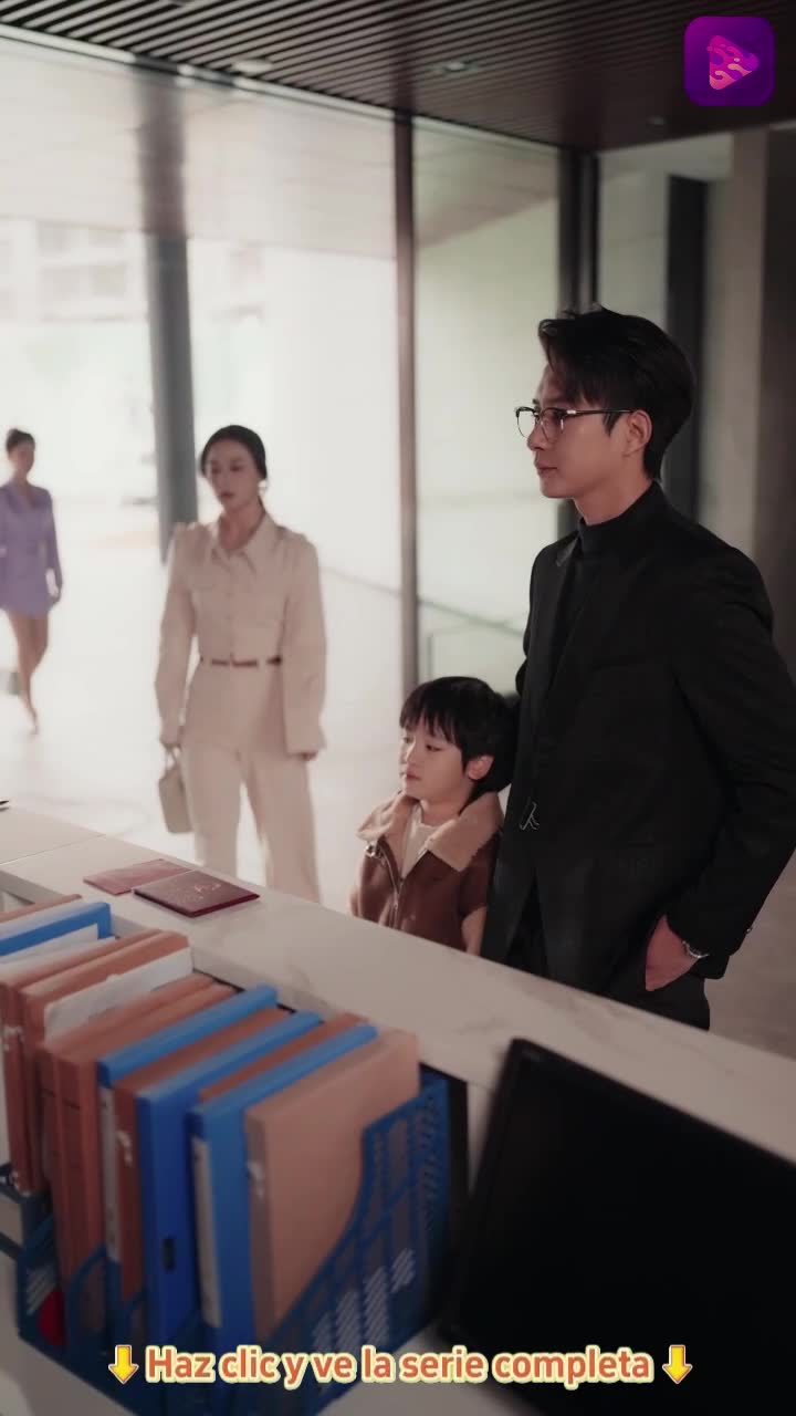 ShortsWave: Watch Drama Series 广告素材