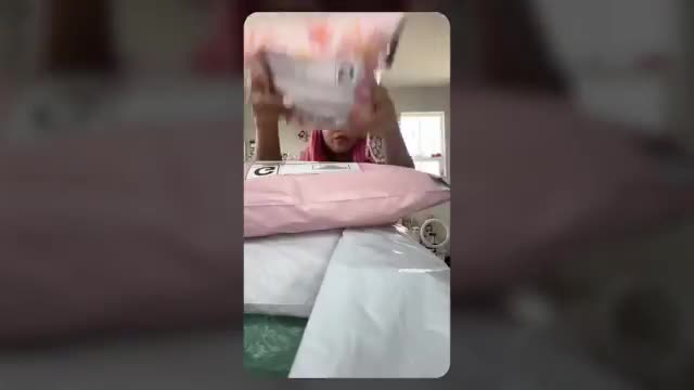 Whatnot: Shop, Sell, Connect 广告素材