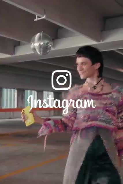 Instagram advertising creative